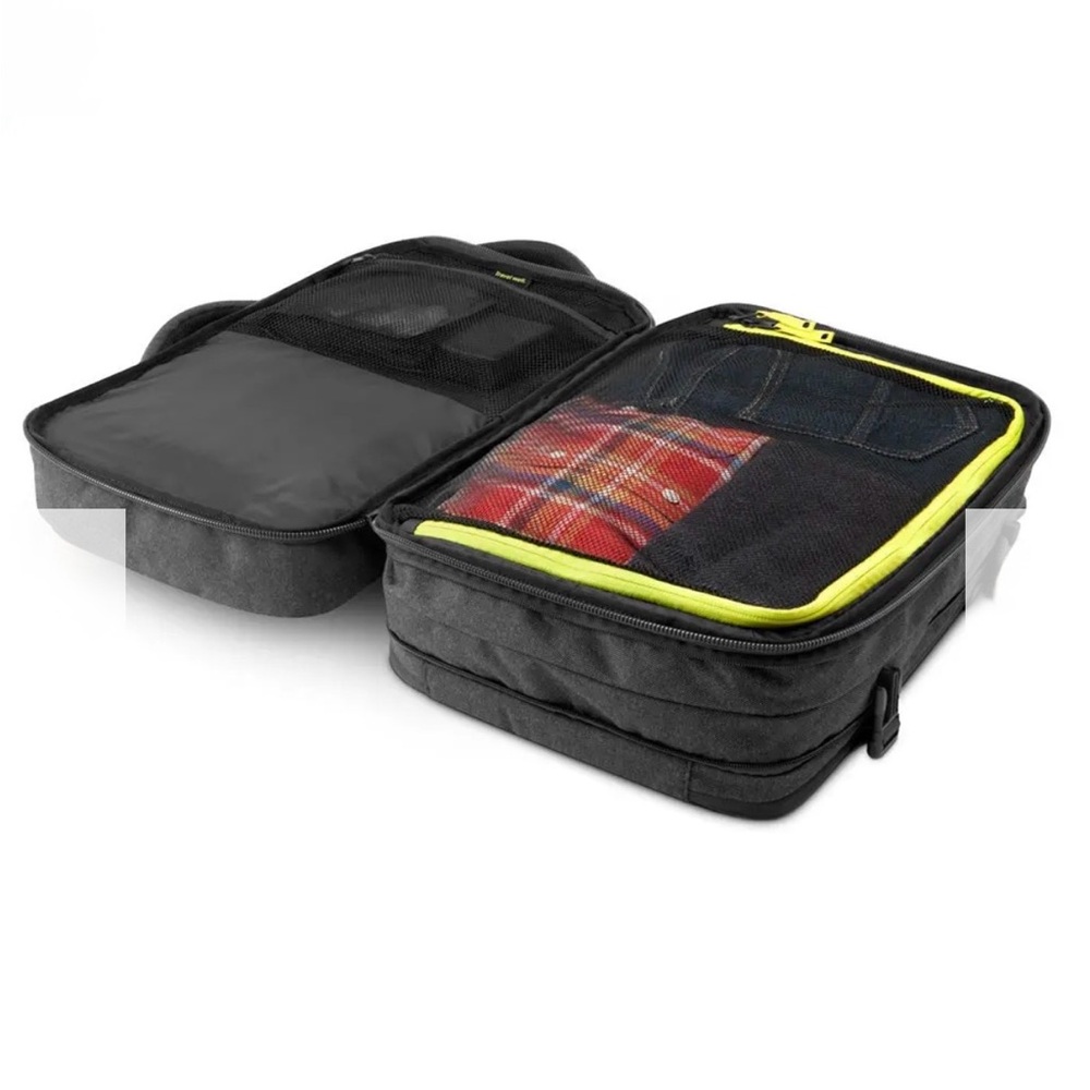 Incase EO Travel Backpack - Picture 4 of 9